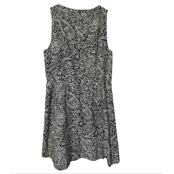 Tory Burch Paisley – Size 12 – Black & White Faux Wrap Dress - Picture 7 of 10